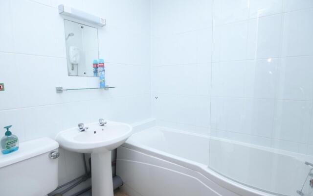 37B Medmerry Park 2 Bedroom Chalet