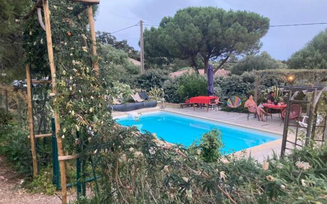 chambre double avec salle de bain privée