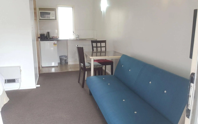 Siesta Motel