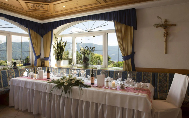 Hotel Amaten