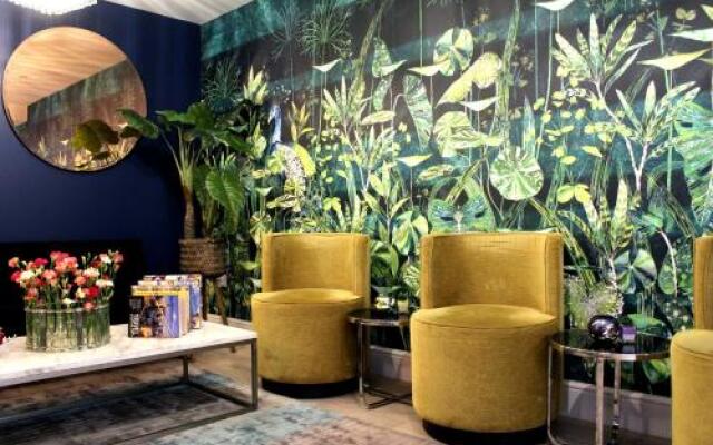 1 Craven Hill Gardens