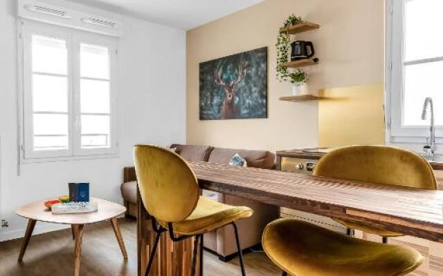 *DISNEYLAND-SERRIS* Studio Cosy