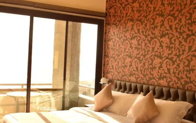 Sea View Hotel