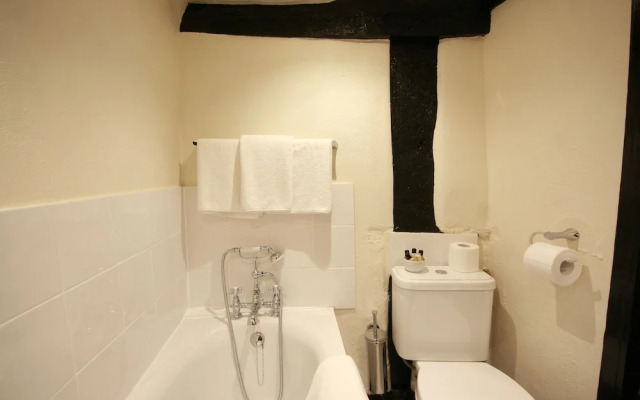Crown Hotel
