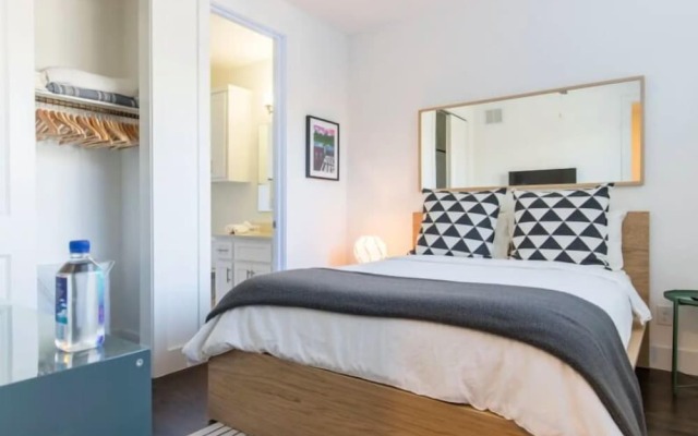 2-Bedroom Downtown Dallas Townhome