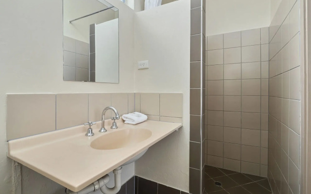 Hotel Tropiq