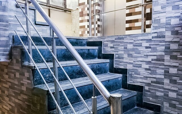 Roomshala 122 Hotel park view