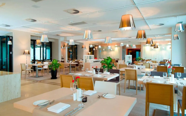 River Style Hotel & SPA