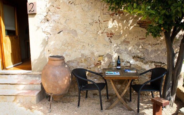 Apartamentos en la Rectoria de Regencós