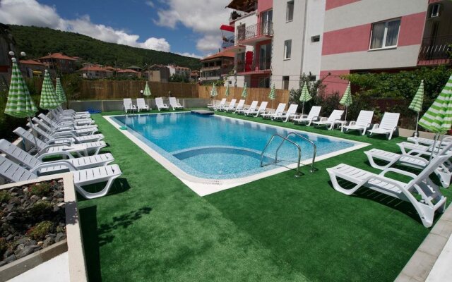 Anixy Apart Hotel