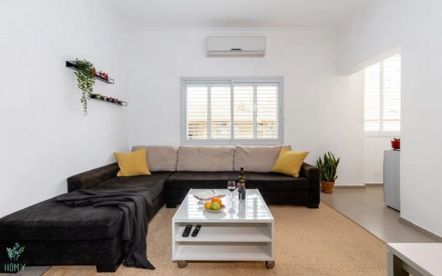 Stylish Studio Apartments on Dizengoff