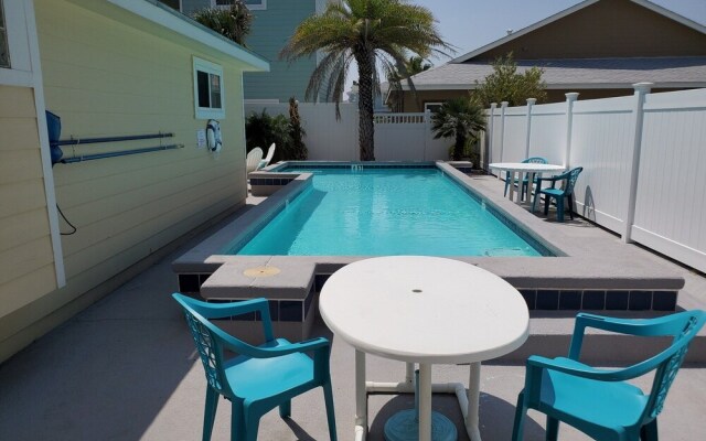 Good Vibrations 3 Bedroom Home