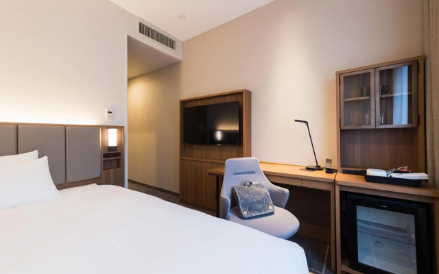 JR-East Hotel Mets Mejiro