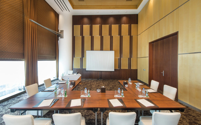 BurJuman Arjaan by Rotana