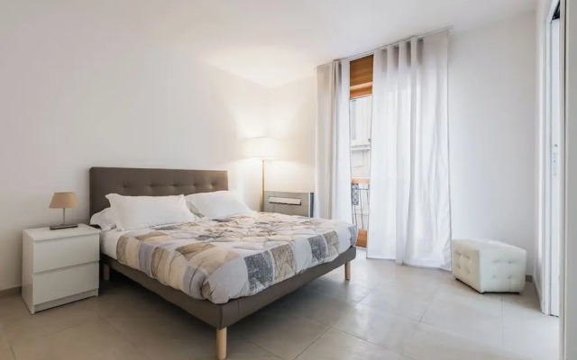 Finestra Su Cala Rossa Wonderful Italy