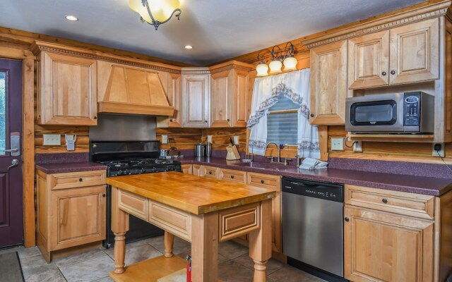 Streamside 4 Bedroom House