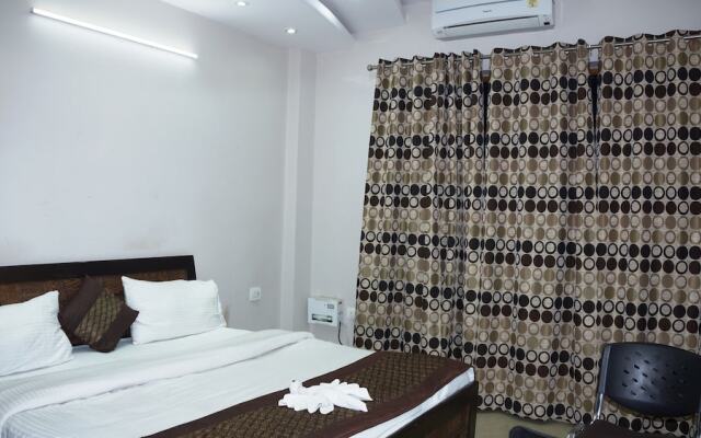 Maxfort Hospital Apartment