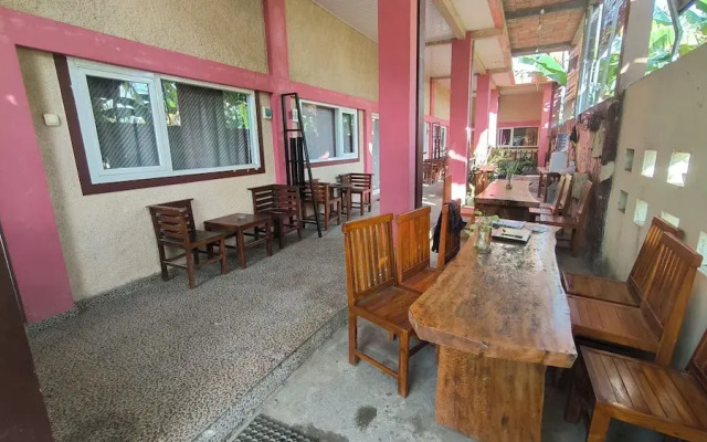 New Lishafa Guesthouse