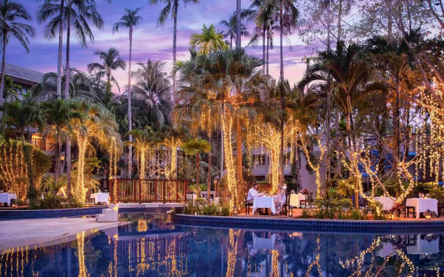 Courtyard Phuket at Surin Beach