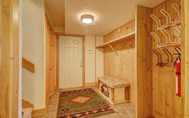 Barton Cabin by RedAwning