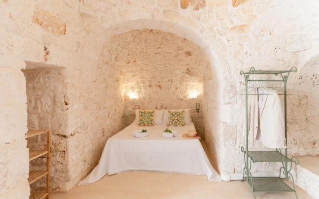 Trullo Calamo tra Mare e Citt