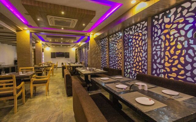 Edition O 30026 Metro View Inn