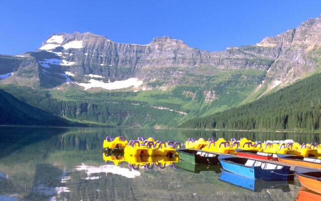 Waterton Glacier Suites