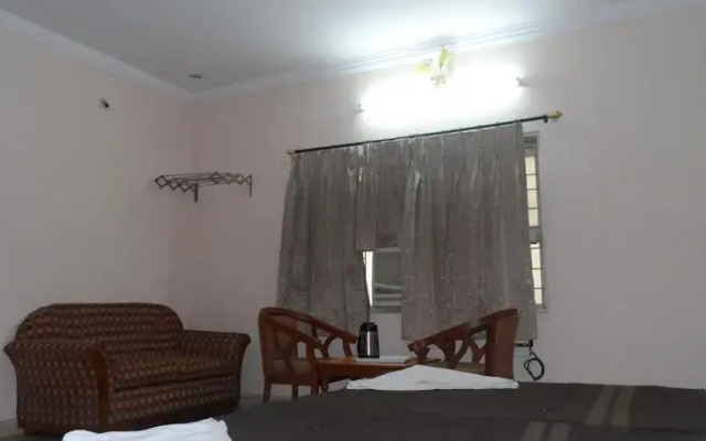 Paradise Kunas Guest House