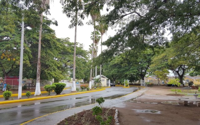 Caribe Estate Guest Apartment I