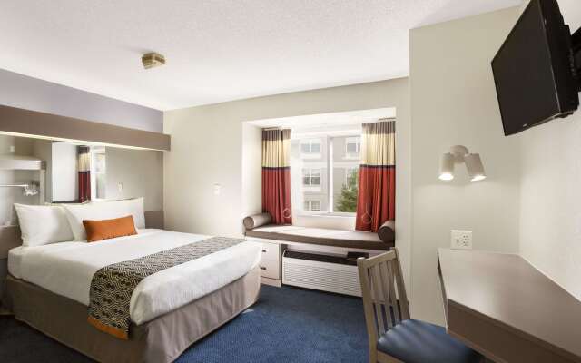 Microtel Inn by Wyndham Louisville East