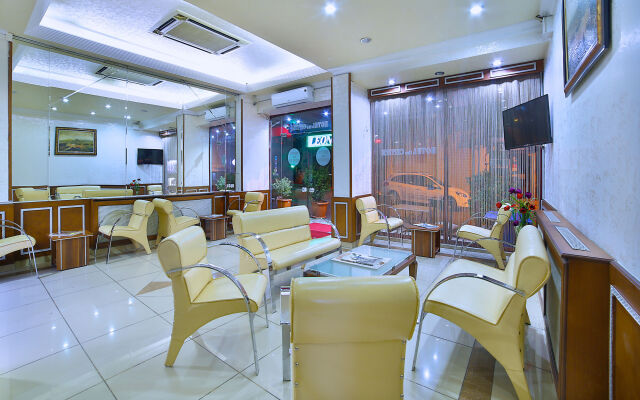 The Center Hotel