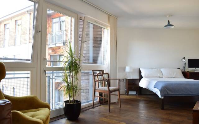 Modern Studio Apartment in Hackney