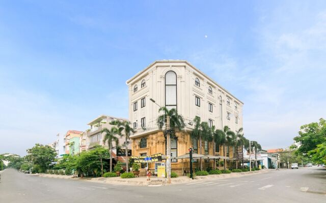 Tang Phat Hotel by OYO Rooms