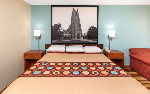 Super 8 by Wyndham Burlington NC