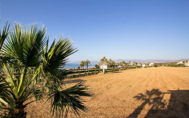 G&E Beach Apartments