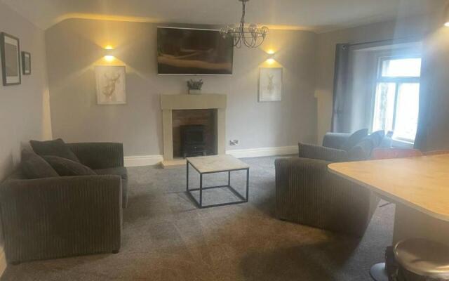 Cosy Apartment Above Village Pub