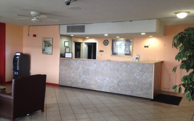 Super 8 by Wyndham Goldsboro