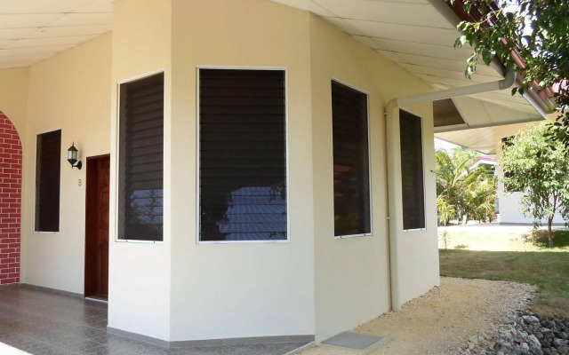 Meili Beach Resort
