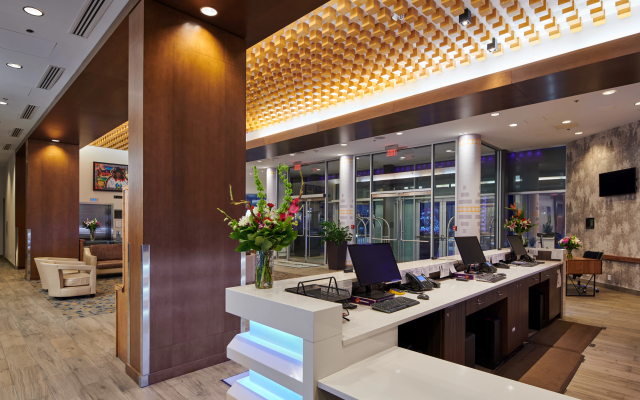 Grey Eagle Resort - фото 2