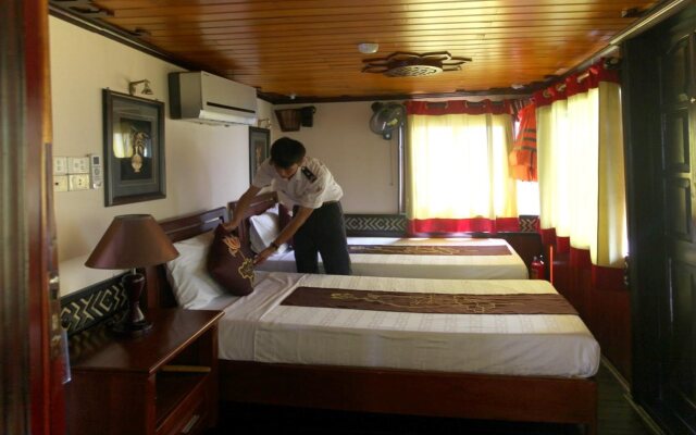 Bien Ngoc 06 Cruise