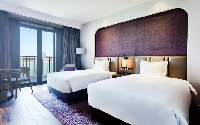 Crowne Plaza QingdaoOrientalMovieMetropolis