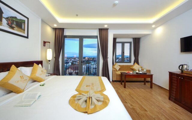 Uptown Hoi An Hotel