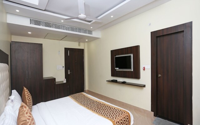 Oyo 14298 Nareshons Blue