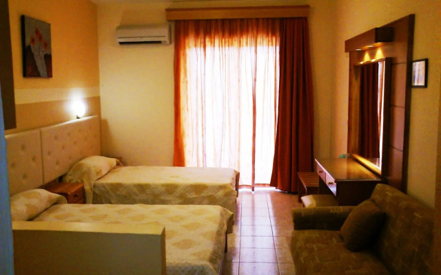 Summer Memories Hotel Apartments