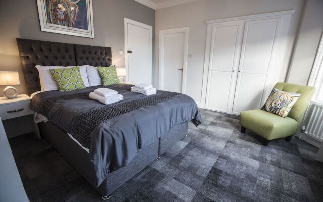 Hotel 52; Sure Hotel Collection by Best Western