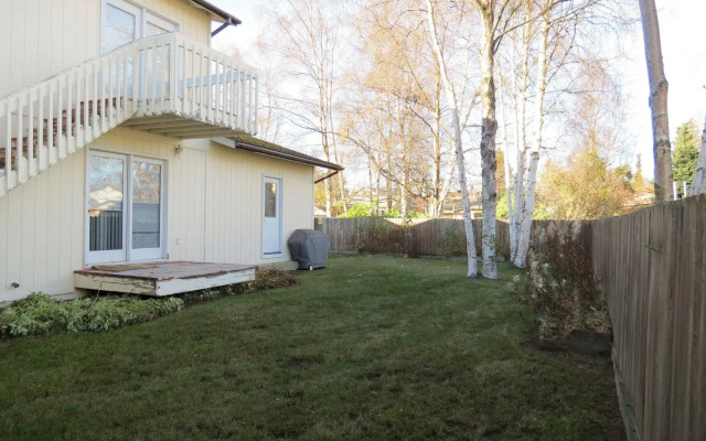 Turnagain Duplex by Welcome Home Rentals