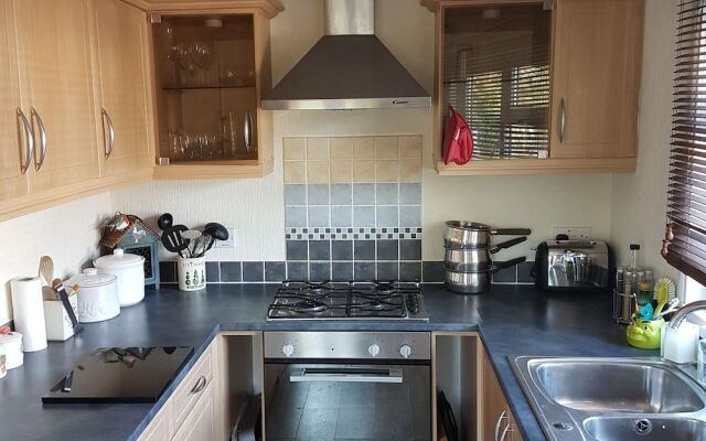 Quaint Holiday Home in Hastings With Patio
