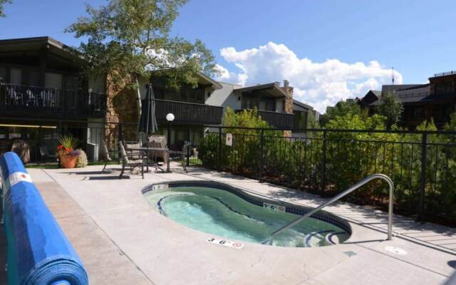 Lichenhearth Condos by iTrip Aspen Snowmass