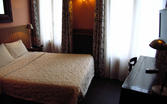 The Walled off Hotel Paris