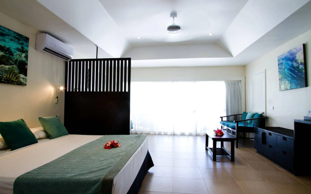 Nakelo Treasure Island Resort & Spa